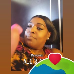 Meet your Posher, Uraina